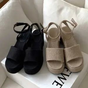 앵클 스트랩 통굽 샌들 힐 여성 여름 출근 룩 코디 여름신발스트랩샌들