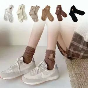 귀여운 곰돌이 양말 캐릭터 삭스 학생 6color 예쁜 컬러 여성 여자 포인트 청소년 중목 장목 교복 가을 겨울