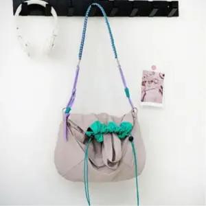 당일여행 가벼운 포인트 캐쥬얼 크로스백 캐주얼크로스백 지갑가방 데일리크로스백