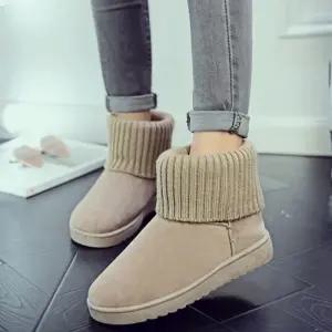 겨울철 모던한 니트 데일리 방한 여성 숏부츠