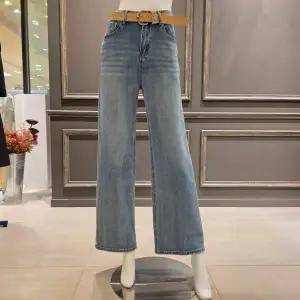 [대구백화점] [아니베에프]벨트 장식 세미와이드 데님팬츠(A62DSL400)