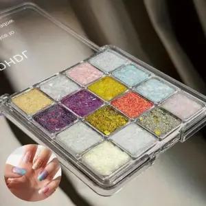 네일아트 영롱한 빛을 뽐내는 16색 압착 글리터 세트 WFMFUPB