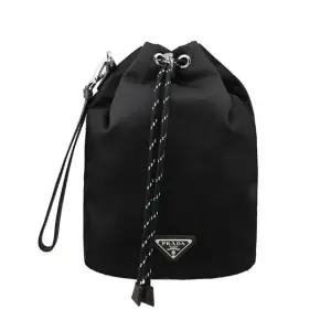 프라다 가방 파우치 스피드록 2NE067 2HE1 F0002