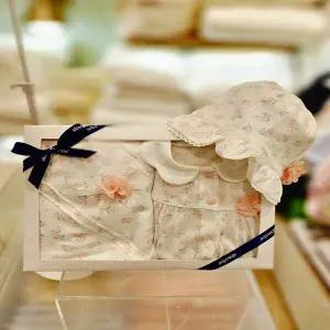 [압소바 의류] 꽃토끼뱀부우주복 속싸개 로라모자 3종세트 26년봄신상 (A1110613I)