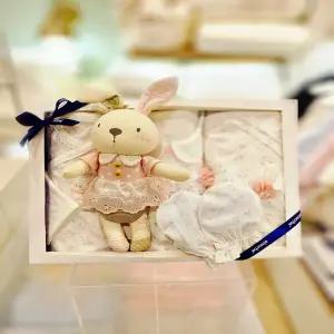 [압소바 의류] 꽃토끼뱀부우주복 속싸개 슈트 손싸개 인형 5종세트 (A1110613N)