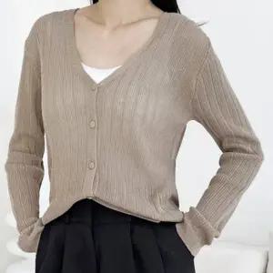 브이넥 가디건 긴팔 봄 여름 기본 베이직 데일리 컬러 무지 여자 여성 오피스 정장 캐주얼 나들이 휴양지
