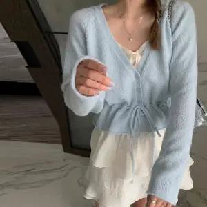 에투르 프릴 니트 가디건 봄 여자 모헤어 루즈핏 레이어드 여성 울 V넥 간절기 예쁜 리본 파스텔 카디건