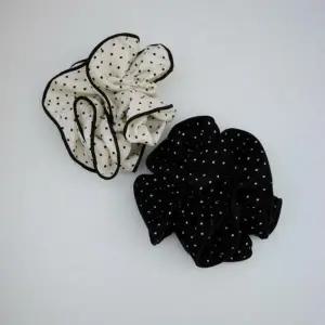 아트박스/신상오픈런 여성용 일상 도트 패턴 스크런치 배색 머리끈