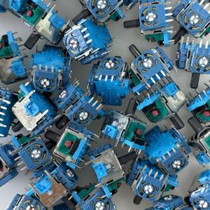 PS5 Dualsense 컨트롤러 용 100pcs  뉴 블루 플레이 스테이션 5 조이스틱 버튼 3D 아날로그 스틱 2.3K 전위