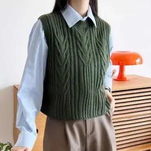 꽈배기 베스트 크롭 니트조끼 라운드넥 밑단시보리