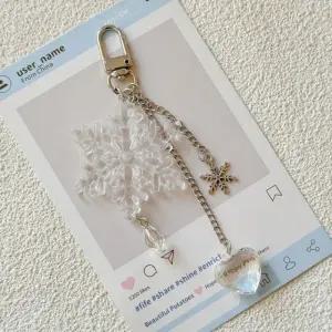 눈꽃 키링 크리스탈 겨울 스노우송이 하트