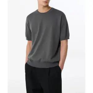 무신사스탠다드 워셔블 수피마 코튼 크루 넥 반소매 니트 그레이 1628818