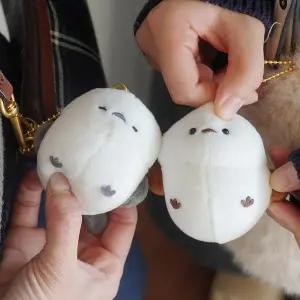 [셀러허브]볼따구 착붙 자석 인형 아이디어 키링 [2종 뱁새 오목눈이 햄스터 커플 템 백팩 (S35772775)