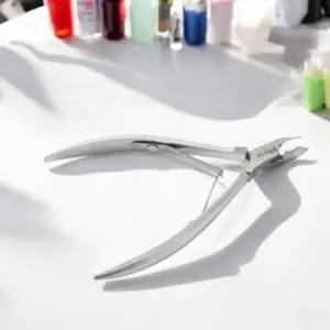 인기상품 셀프 큐티클 가위 5mm 손톱니퍼 큐티클제거기 [WFLLJNO_260305]