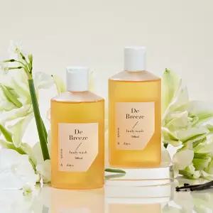 [1+1] 먼스앤데이즈 퍼퓸케어 바디워시 디 브리즈 클린솝향 300ml 2개