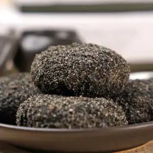 당일생산 쫀득한 개별포장 해풍맞은 흑임자인절미 2kg (콩고물 증정)