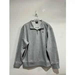 UNI ESS 반집업 맨투맨 NBNCG11213 MELANGE GRAY