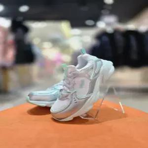 [휠라키즈] 키즈 슬립온 운동화 스키퍼 돌핀 KD 3XM02477H 146