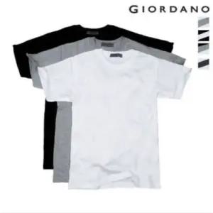 백화점 지오다노 교복남여공용 U넥 라운드넥 레이어드 이너용 기본 무지 반팔 면티 티셔츠