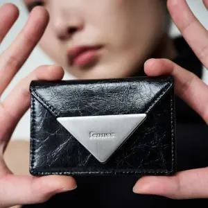 페넥 CRINKLE TRIANGLE ACCORDION POCKET - BLACK