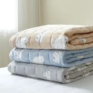 폴라베어 착번 밍크극세사 밴딩 카페트 겸 패드 3color 이불 침대 베드스프레드 카페 카펫