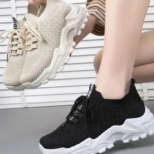 여성 메쉬 운동화 경량 니트여성 어글리 키높이 운동화 캐주얼 통굽 캐주얼슈즈 여성니트 여자니트 데일리