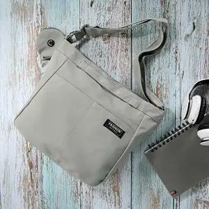 스트랩크로스백 스퀘어 쉐입 미니 파우치 포인트 캐주얼 크로스백