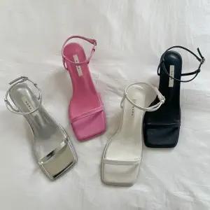 발목 스트랩 스퀘어 쉐입 미들굽 여름용 토오픈힐 ujl7+9kjI