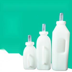 송아지 새끼 돼지 포유기 우유병 젖병 염소 초유 급여기