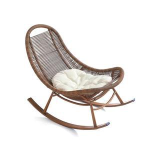 라탄 스윙체어 1인용 원목흔들의자 안락의자 흔들 등받이 사무실 라이트 앤틱 베란다 안락한