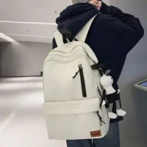 여행 경량백팩 데일리 용량 큰백팩 가벼운