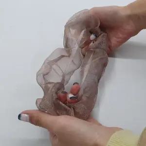 [셀러허브]실크 쉬폰 스크런치 곱창머리끈 로즈골드 곱창머리끈 스크런치 (S15319831)