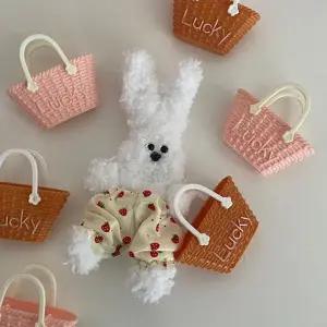 [셀러허브]소품 라탄 바구니 시장 럭키 가방 공주 인형 옷 입히기 모루인형 키링 소품 귀여 (S35130807)