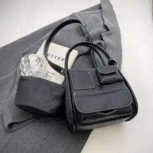 컴팩트 토트 크로스백 3포켓 파우치 미니 숄더 가방