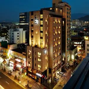 [제주 모텔] 제주 어반 아일랜드 호텔 (제주공항 서부(용담,도두,연동,노형동))