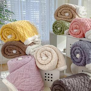 반디룸 꽈배기음각양털담요 150x200/200x230 이불 두꺼운 겨울 대형 극세사 밍크 차박 캠핑 담요