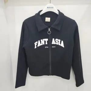 [에꼴리에]레터 포인트카라 집업 가디건 (25OT1530)_US