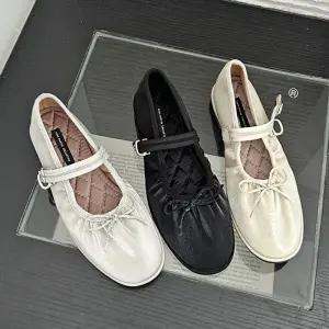 둥근코 새틴 리본 메리제인플랫 발레리나플랫