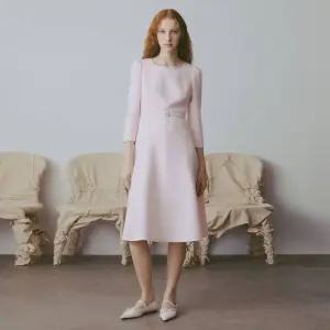 [백화점정품] 케네스레이디 퍼프숄더 벨티드 플레어 원피스 (EROPND01)