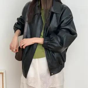 [코코블랑] 스퀴즈 박시 레더 자켓