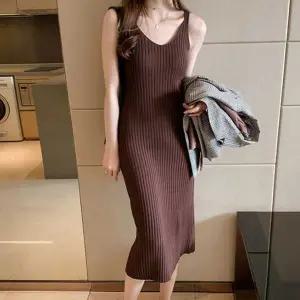 쫀쫀 HA42ZQ77 슬림핏 골지 브이넥 롱원피스 휴양지 여성 패션