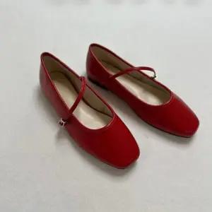 기본템 각코 발등 스트랩 메리제인 플랫 단화Y