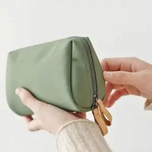 심플 디자인 생활방수 소재 화장품 정리 파우치 지갑형케이스 미니토트백 다이어리케이스