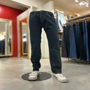 [리바이스] 리바이스 남성 505 레귤러 사계절 청바지 (505-1447)