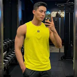 헬스 나시 피트니스 트레이닝 운동복 남성 헬스 민소매 웨어 슬리브리스 기능성 나시티 머슬핏 티셔츠