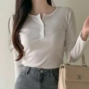 SHG 헨리넥 티셔츠 슬림핏 여성 데일리 봄 베이직 긴팔티 의류 골지 스판