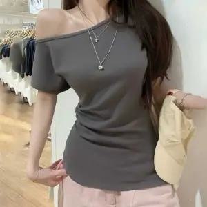 여성봄티셔츠봄옷코디 간절기옷티셔츠 슬림핏 어깨트임티셔츠골지티