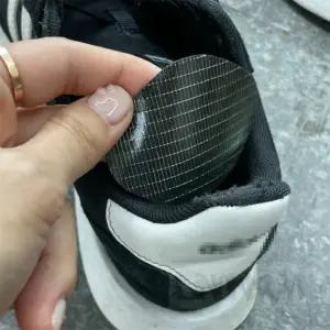 디노꿈 뒷꿈치 수선패치 블랙 신발뒤꿈치수선 운동화뒤꿈치스티커