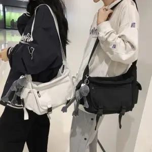 메신저 가방 남자 여자 크로스백 캔버스