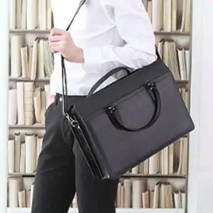 남성 직장인 브리프케이스 가방 메신저백